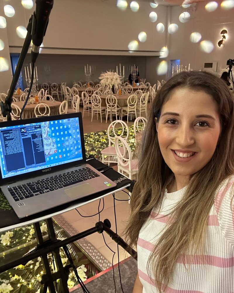 Kına gecesi bayan DJ